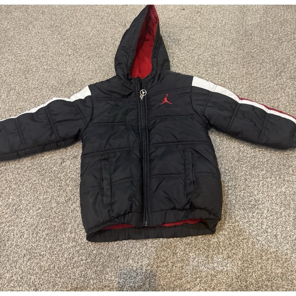 Air Jordan Puffer Jacket Coat Boys Size 4T Black Red‎ White